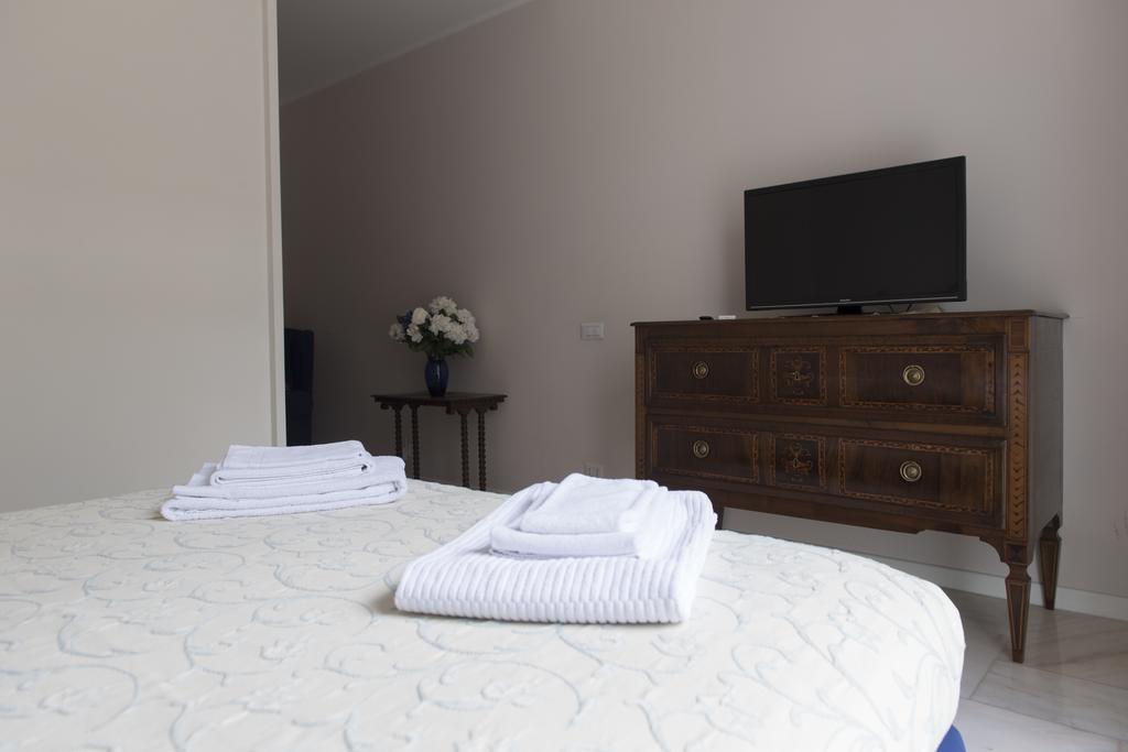 Casa San Carlo Apartment Napoli Ngoại thất bức ảnh